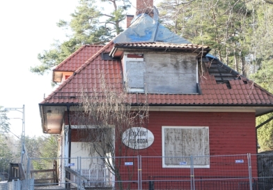 Nacka stationshus flyttas till Igelboda